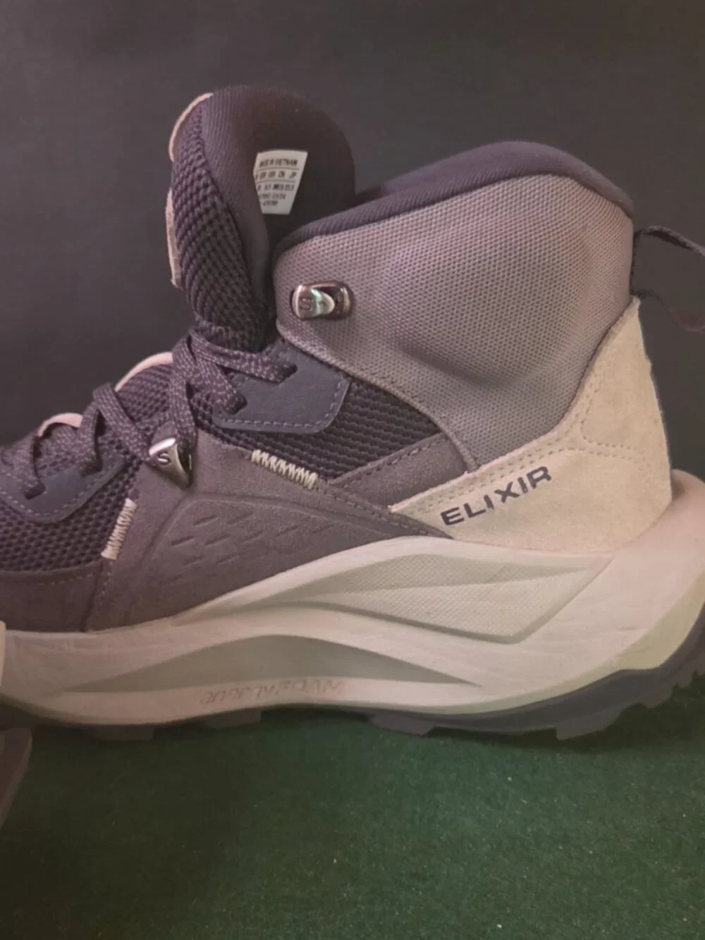 Salomon elixir hiking